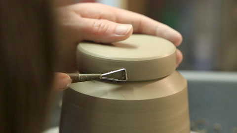 smoothing teapot lid